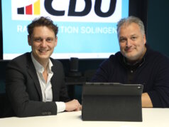 Der neue CDU-Fraktionschef Carsten Voigt (re.) und der gewählte Oberbürgermeister Daniel Flemm, der sein Amt am 3. November im Rathaus antritt. (Foto: © Bastian Glumm)