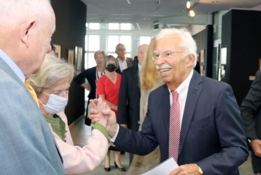 Zu Ehren von Solingens ehemaligem Oberbürgermeister Franz Haug (CDU) fand am Freitag ein Empfang im Gräfrather Kunstmuseum statt. (Foto: © Bastian Glumm)