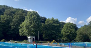 Das Freibad Ittertal ist wieder geöffnet! Mitglieder der Spar- und Bauverein Solingen eG baden gratis – den ganzen Sommer über. (Foto: © Spar- und Bauverein Solingen)
