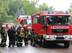 Sturmtief "Burglind" schüttelte Solingen am Mittwoch gehörig durch. Viel zu tun für die Feuerwehr, die mit zahlreichen Einsatzkräften im gesamten Stadtgebiet unterwegs war. (Archivfoto: © Bastian Glumm)