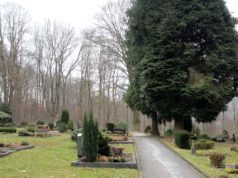 Die Stadt Solingen und die beiden Kirchen werden es auf Wunsch von Angehörigen auch möglich machen, größere Gedenkfeiern später nachzuholen. (Foto: © Bastian Glumm)