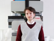 Fynn Ribbeck erhält den Bergischen Kunstpreis 2025 für seine Videoarbeit „An Eggshell Mind“. Die Ausstellung läuft vom 27.9. bis 2.11. in Solingen. (Foto: © Kunstmuseum Solingen)