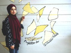 Lujain Al Khalaf kam vor drei Jahren aus Syrien nach Solingen. Die 17-jährige Schülerin der "Scholle" schaffte jetzt die Qualifikation für die gymnasiale Oberstufe mit einem glatten Einser-Schnitt. (Foto: © Stadt Solingen/Stefanie Mergehenn)