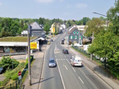 Die Wuppertaler Straße in Gräfrath. (Foto: © Bastian Glumm)