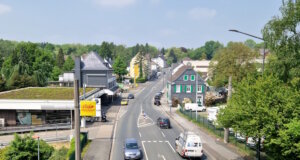 Die Wuppertaler Straße in Gräfrath. (Foto: © Bastian Glumm)