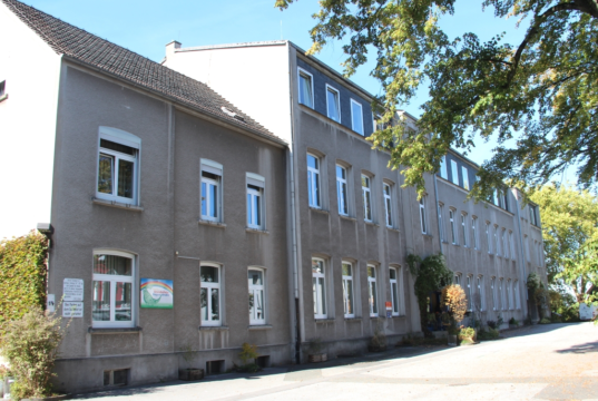 Die Grundschule Bogenstraße in Ohligs. (Foto: © Bastian Glumm)
