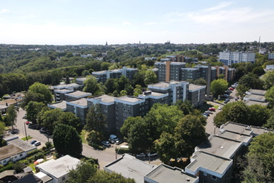In der Siedlung Hasseldelle leben rund 2.500 Menschen aus gut und gerne 54 unterschiedlichen Nationen. (Foto: © Bastian Glumm)