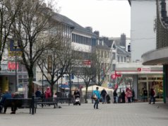 Die Hauptstraße mit Fußgängerzone in der Solinger Innenstadt. (Archivfoto: © Bastian Glumm)