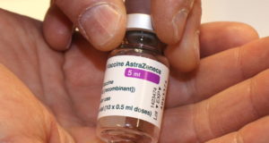 Coronavirus: In Solingen wird unter anderem Impfstoff des Herstellers AstraZeneca verabreicht. (Foto: © Bastian Glumm)