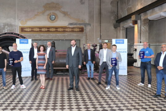 In der Alten Maschinenhalle wurden jetzt Solinger Unternehmen vom Verein Metropolregion Rheinland mit dem Innovationsaward ausgezeichnet. (Foto: © Bastian Glumm)