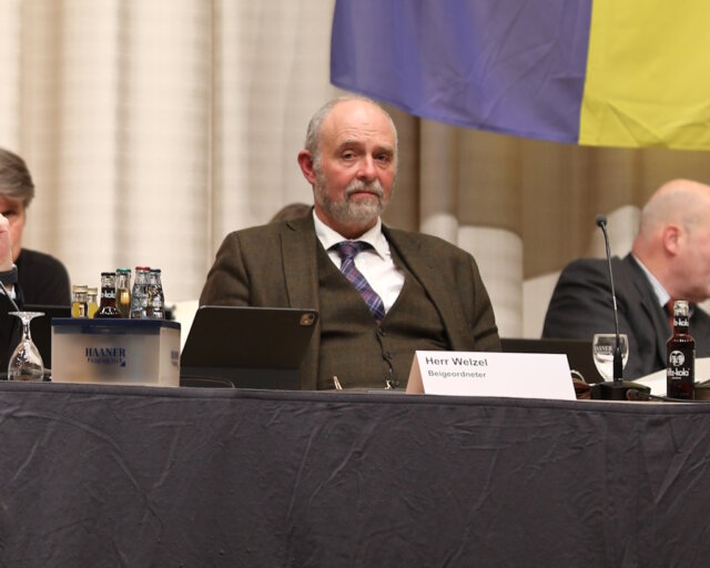 Wie das Rathaus am Dienstag in einer Medieninformation mitteilt, hat die Bezirksregierung Düsseldorf den Beigeordneten der Stadt Solingen für Bürgerservice, Recht, Ordnung, Gesundheit und Soziales, Jan Welzel, vorläufig suspendiert. (Foto: © Bastian Glumm)