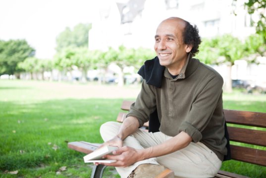Am morgigen Donnerstabaend ist Josef Schoenen mit seinem Stück "Sherlock Holmes – Der Vampir von Sussex" zu Gast in der Solinger Stadtbibliothek. (Foto: © Josef Schoenen)