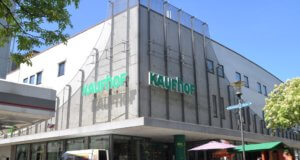 Der Kaufhof gibt seine Filiale an der Hauptstraße auf und wird den Standort Ende März 2019 schließen. (Foto: © Martina Hörle)
