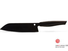 Der Solinger Messerhersteller Kleng erhält erstmals den Red Dot Design Award und überzeugte mit Kochmesser und selbstschärfendem Block. (Foto: © Kleng Manufaktur)