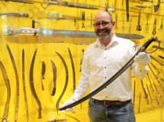 Dr. Sixt Wetzler ist Direktor des Deutschen Klingenmuseums, das sich in einem Neuerungsprozess befindet und modernisiert wird. (Foto: © Bastian Glumm)
