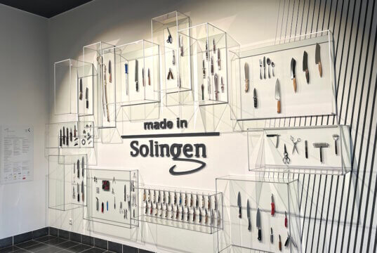 Im Jubiläumsjahr der Stadt Solingen hat das Deutsche Klingenmuseum den ersten Teil seiner neuen Dauerausstellung eröffnet. (Foto: © Deutsches Klingenmuseum)