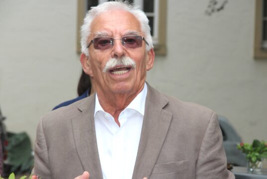 Franz Haug war von 1999 bis 2009 Solinger Oberbürgermeister. Der CDU-Politiker feierte jetzt seinen 80. Geburtstag. (Archivfoto: © Bastian Glumm)