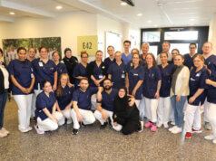 Die Auszubildenden des Oberkurses der Pflegefachausbildung übernahmen vier Wochen lang eigenverantwortlich die Leitung der Station des Alterstraumazentrums im Städtischen Klinikum Solingen und sammelten dabei wertvolle Praxiserfahrung für ihr bevorstehendes Examen. (Foto: © Bastian Glumm)