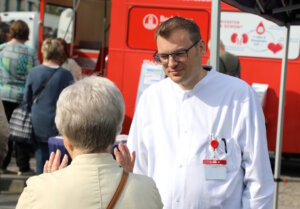 Hendrik Scharpenack ist Oberarzt der Neurologie im Klinikum Solingen. (Foto: © Bastian Glumm)
