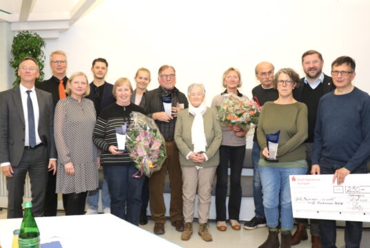 Am Freitag verliehen die Stadt Solingen und das Klinikum den Selbsthilfepreis 2022. Drei Selbsthilfegruppen wurden für ihren Einsatz gewürdigt. (Foto: © Bastian Glumm)