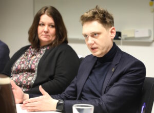 Oberbürgermeister Daniel Flemm ordnete die neue Führungsstruktur des Klinikums als strategische Weichenstellung für die Gesundheitsversorgung in Solingen ein. (Foto: © Bastian Glumm)