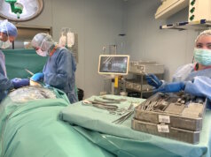 Einsatz der Navigation bei einer Wirbelsäulen-Operation im Zentral-OP des Solinger Klinikums (Foto: © Klinikum Solingen)