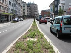 Das Landesamt für Natur, Umwelt und Verbraucherschutz Nordrhein-Westfalen (LANUV) führt an der Konrad-Adenauer-Straße Messungen der Luftqualität durch. Dazu wurde eigens ein Messcontainer aufgestellt. (Archivfoto: © Bastian Glumm)