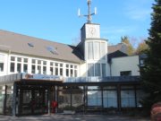 Die Zentralfachschule der deutschen Süßwarenwirtschaft (ZDS) in Gräfrath an der De-Leuw-Straße. (Archivfoto: © Bastian Glumm)