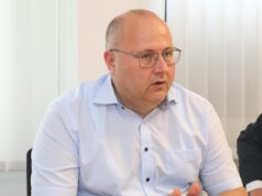 Kai Siekkötter ist Geschäftsführer der Kplus Gruppe. Große Teile des Verbunds werden von den Alexianern übernommen. (Foto: © Bastian Glumm)