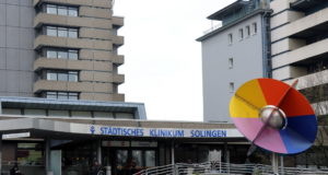 Das Klinikum an der Gotenstraße ist ein Haus der Maiximalversorgung und wird kommunal getragen. (Archivfoto: © Bastian Glumm)