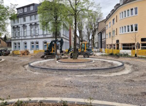 Die Bauarbeiten rund um den neuen Ohligser Kreisverkehr gingen schnell vonstatten. So sah es dort noch vor etwas mehr als einer Woche aus. (Foto: © Bastian Glumm)