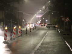 Die Ampelanlage an der Kreuzung Focher Straße, Frankenstraße, Heresbachstraße ist wegen eines Defektes ausgefallen. Derzeit wird der Verkehr dort ohne Lichtzeichenanlage geführt. (Foto: © Bastian Glumm)
