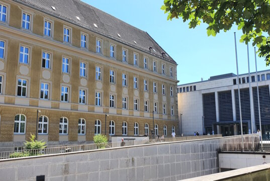 Das Landgericht in Wuppertal. (Foto: © Bastian Glumm)