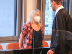 Eine Solingerin muss sich vor dem Landgericht Wuppertal verantworten. Der 28-Jährigen wird vorgeworfen, im September 2020 fünf ihrer sechs Kinder in der Wohnung in der Hasseldelle ermordet zu haben. (Foto: © Bergische Blaulichtnews/Oelbermann)