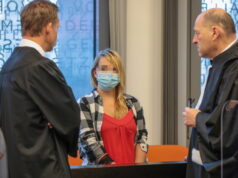Die angeklagte Solingerin (28) schweigt zu den Mordvorwürfen. Sie soll im September 2020 fünf ihrer sechs Kinder ermordet haben. (Foto: © Bergische Blaulichtnews/Oelbermann)