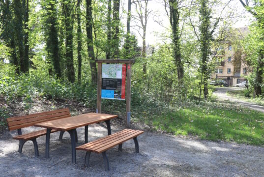 Der 16 Kilometer lange Wanderweg beginnt auf dem Gelände des Gründer- und Technologiezentrums in Solingen. (Foto: © Bastian Glumm)