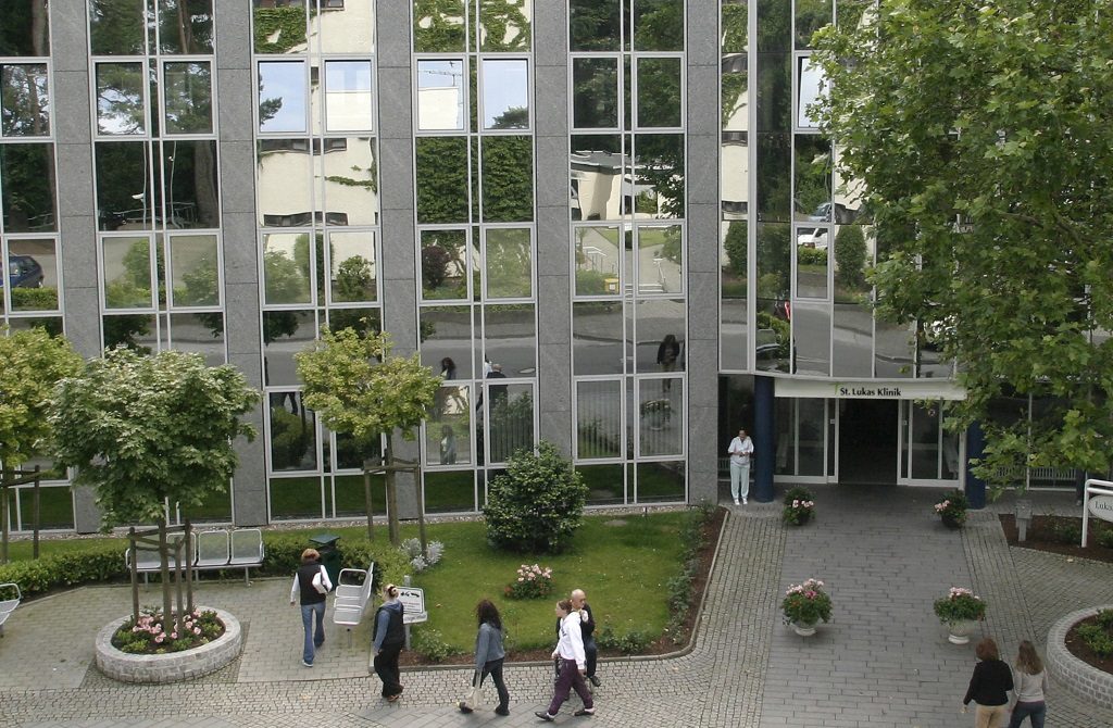 Die St. Lukas Klinik an der Schwanenstraße in Ohligs ist Teil der überregional agierenden Kplus Gruppe. (Foto: © Kplus Gruppe)