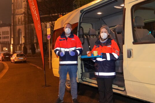 Das Team des Malteser Kältebus sucht ein ehrenamtliches Leitungsduo, das die Einsätze im Winter koordiniert. (Foto: © Peter Meuter)
