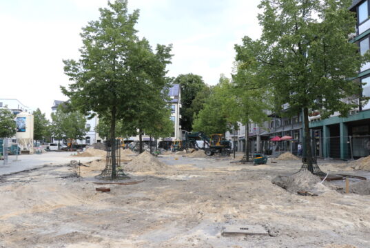 Die Umgestaltung des Ohligser Marktes nimmt weiter an Fahrt auf. (Foto: © Bastian Glumm)