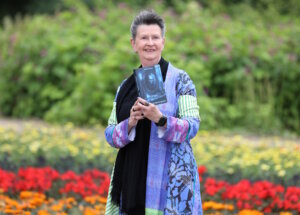 Die Solinger Autorin Martina Hörle widmet sich in ihren Werken mit Vorliebe dem Mystischen, Märchenhaften und Literarischen jenseits des Alltäglichen. (Foto: © Bastian Glumm)