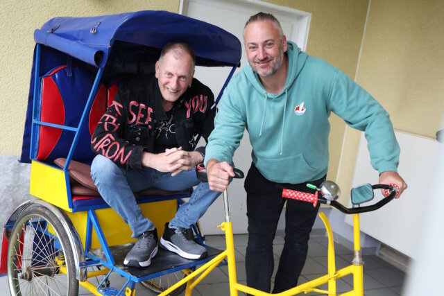 Am kommenden Sonntag lädt der Verein max-camp e.V. zum 1. Inklusions-Lauf ins Walder Stadion ein. Max Ramota (re.) und Jo Stüpp hoffen auf viele Teilnehmer. (Foto: © Christian Beier)