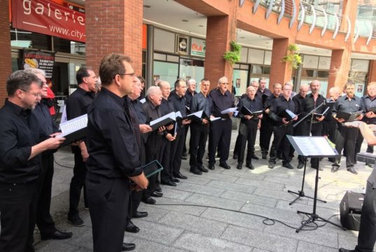 Der Merscheider Männergesangverein besticht mit seiner Vielseitigkeit und einem weitgefächerten Repertoire. (Foto: © Merscheider Männergesangverein)