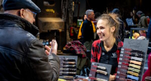 25 Jahre MesserGabelScherenMarkt in der Gesenkschmiede Hendrichs Der MesserGabelScherenMarkt feiert in diesem Jahr sein 25-jähriges Bestehen und findet am 8. und 9. November im Solinger Industriemuseum statt. (Foto: © Stefan Arendt)
