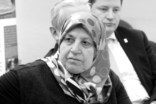 Im Alter von 79 Jahren ist am Sonntag Mevlüde Genç verstorben. Sie verlor am 29. Mai 1993 fünf Familienangehörige beim Solinger Brandanschlag. (Archivfoto: © Bastian Glumm)