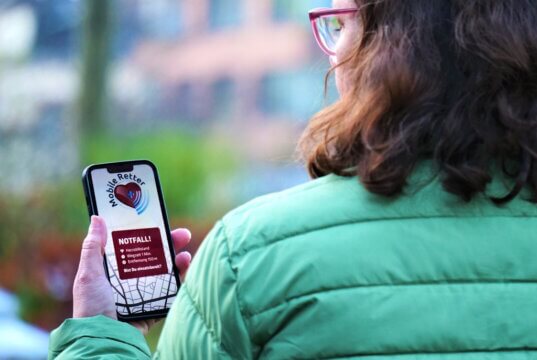 Am Freitag erfolgte in Solingen die Freischaltung des Systems Mobile Retter, das bereits in 35 Regionen in Deutschland aktiv ist. (Foto: © Stadt Solingen)