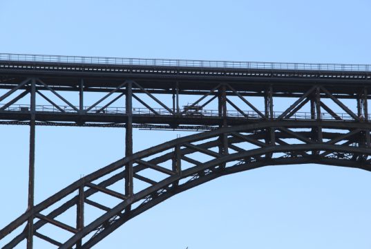 Die Müngstener Brücke ist Deutschlands höchste Eisenbahnbrücke. (Archivfoto: © Bastian Glumm)