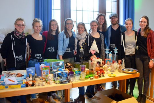 Die Mitglieder von Young Voices haben für die Veranstaltung in Ketzberg den größten Teil der Organisation allein auf die Beine gestellt. (Foto: © Martina Hörle)