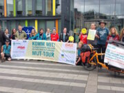 Am Dienstag machte die "Große MUT-Wanderung" der bundesweiten MUT-Tour Halt in Solingen. (Foto: © MUT-Tour)