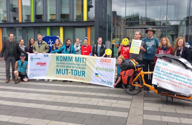 mut-wanderung-rathaus Am Dienstag machte die