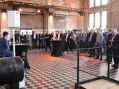 Rund 120 Personen kamen zum Meet & More Netzwerktreffen in die Alte Maschinenhalle. (Foto: © Bastian Glumm)